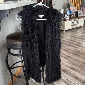 Black Faux Fur Fringe Vest -